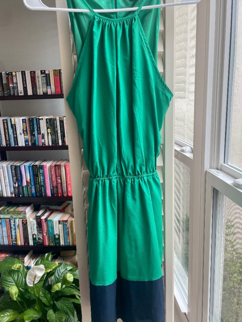 Express, size medium, kelly green and navy color block mini dress